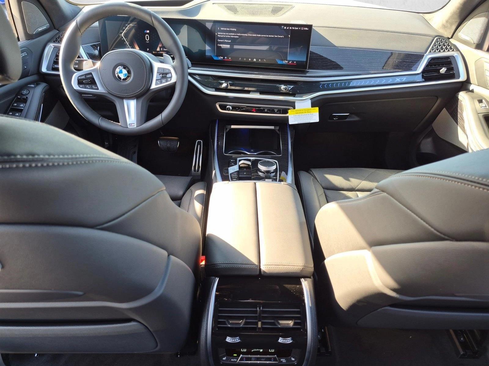 Thumbnail: 2027 BMW X7 - 3
