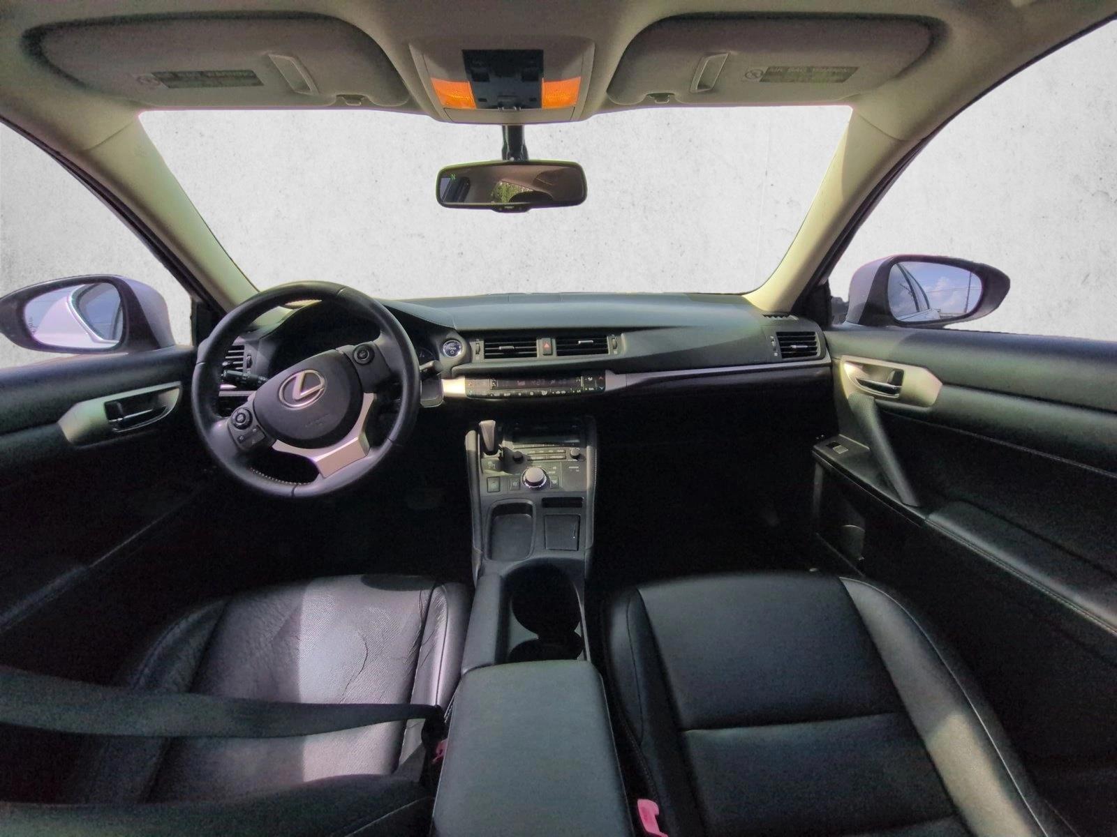Thumbnail: 2015 Lexus CT - 3