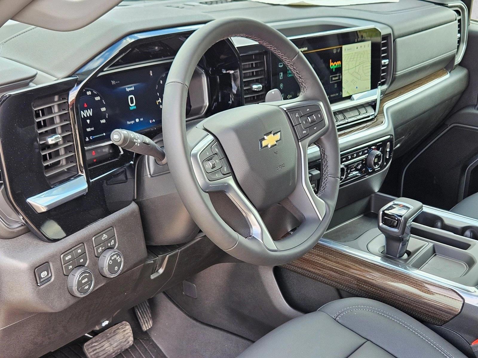 Thumbnail: 2026 Chevrolet Silverado 1500 - 3