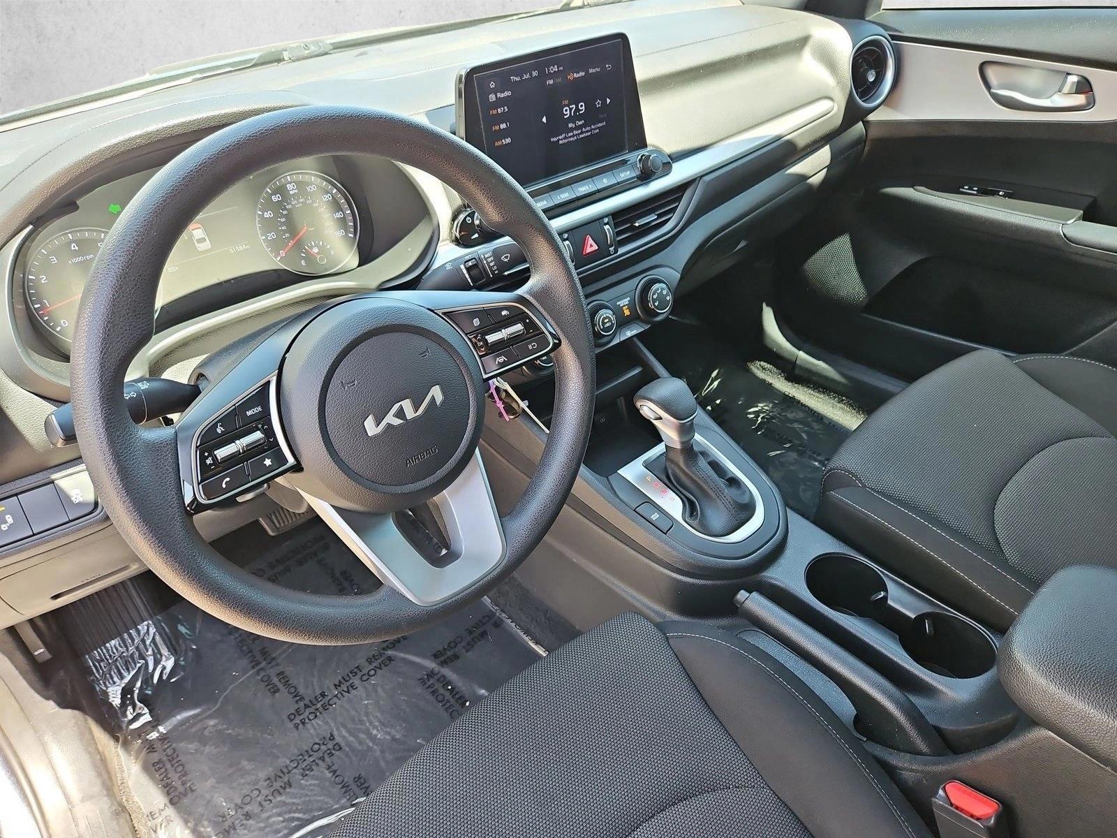Thumbnail: 2024 Kia Forte - 4