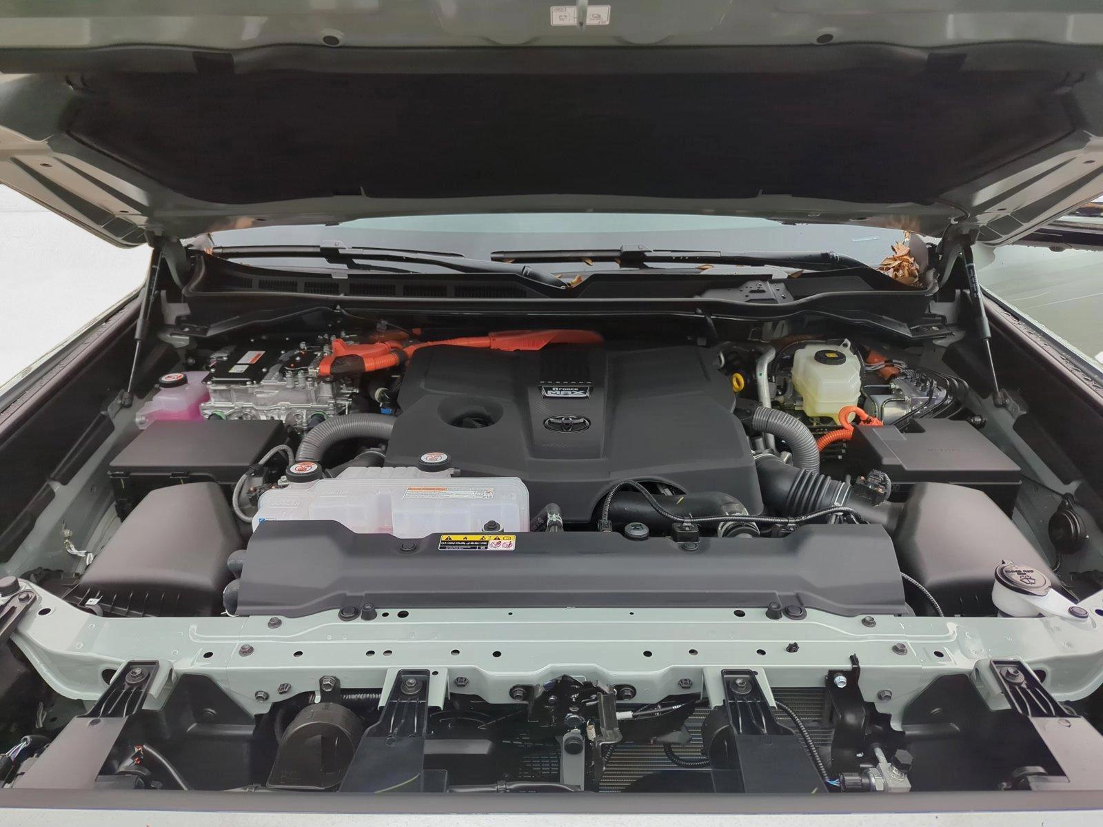 2025 Toyota Tundra 1794 Edition - Photo 17