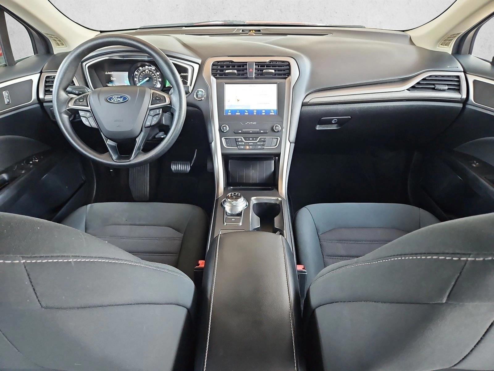 Thumbnail: 2020 Ford Fusion - 4