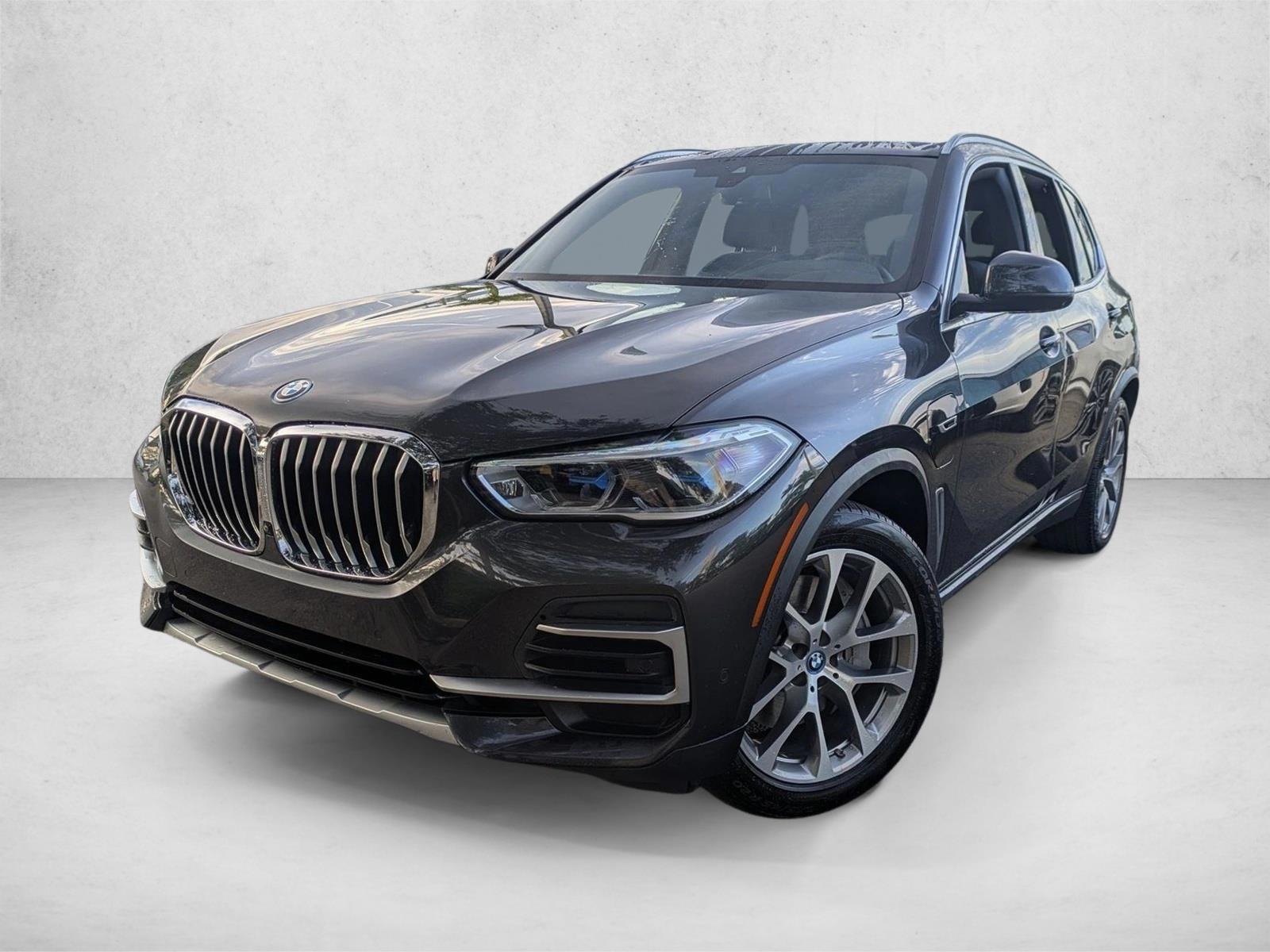 Thumbnail: 2022 BMW X5 - 1
