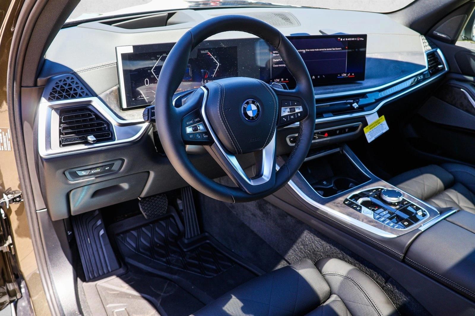 Thumbnail: 2026 BMW X5 - 3