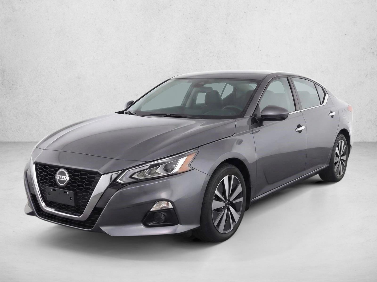 Thumbnail: 2019 Nissan Altima - 1