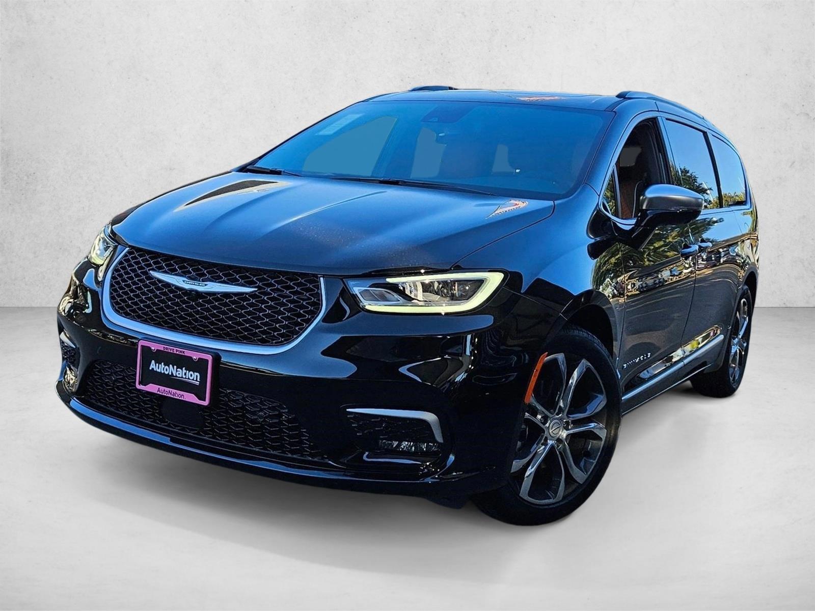 Thumbnail: 2026 Chrysler Pacifica - 1