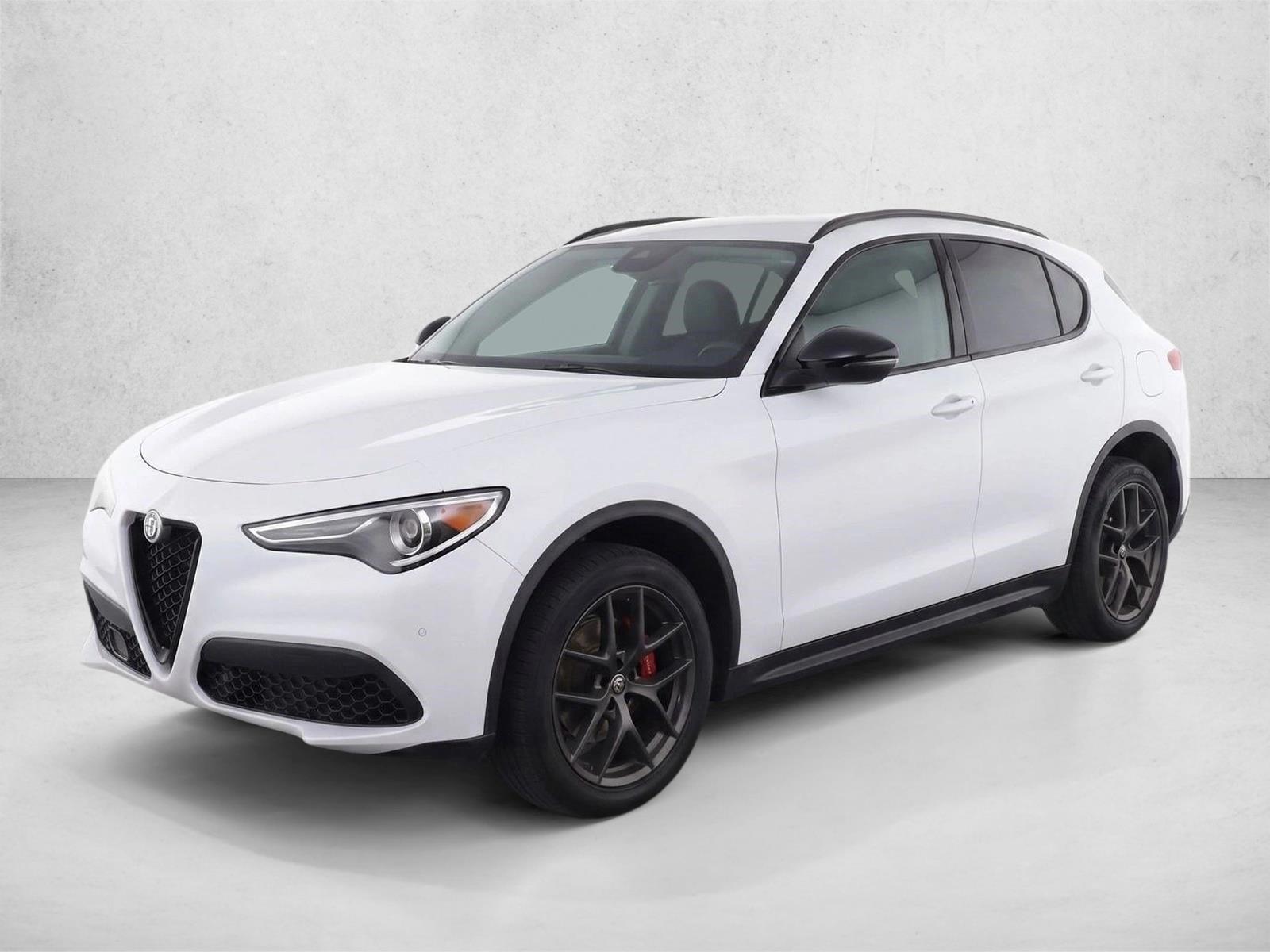 Thumbnail: 2019 Alfa Romeo Stelvio - 1