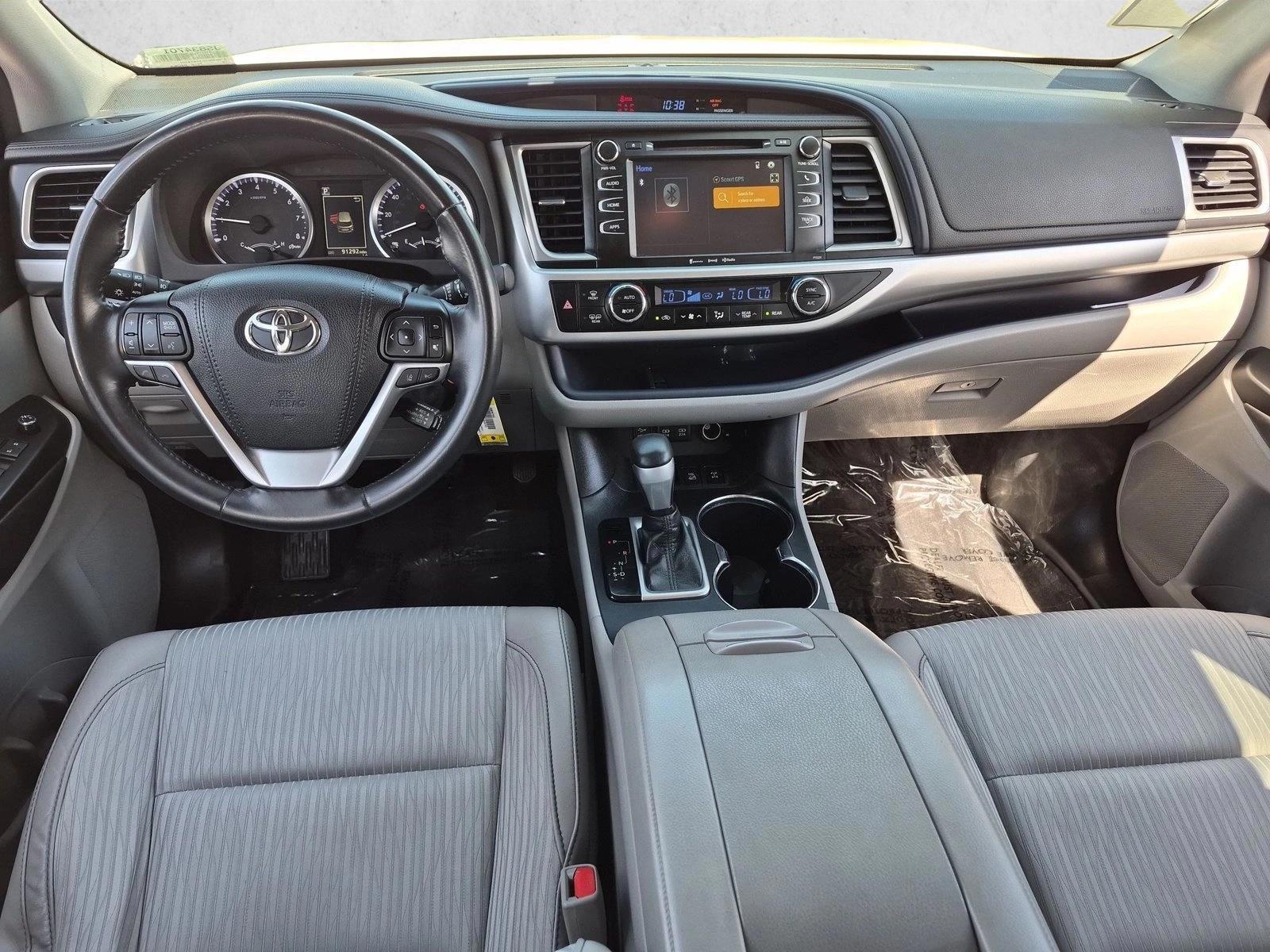 Thumbnail: 2018 Toyota Highlander - 3