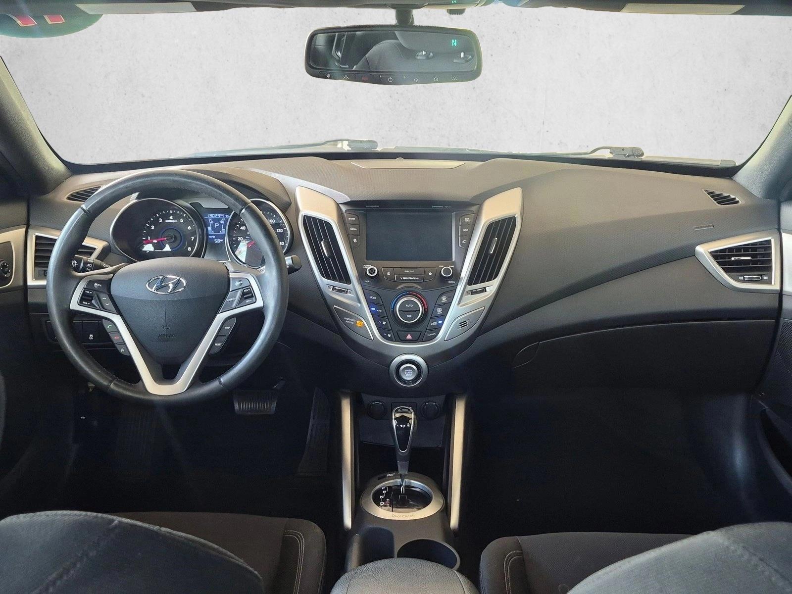 Thumbnail: 2017 Hyundai Veloster - 3