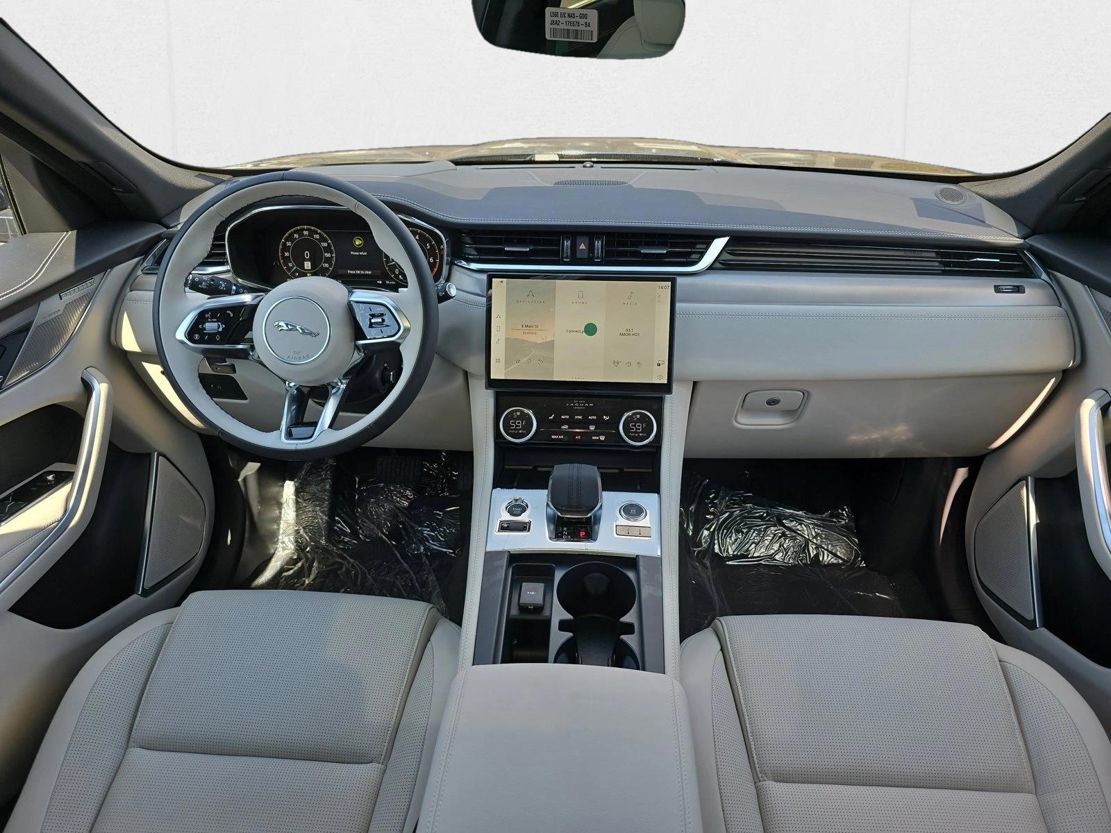 Thumbnail: 2026 Jaguar F-Pace - 3