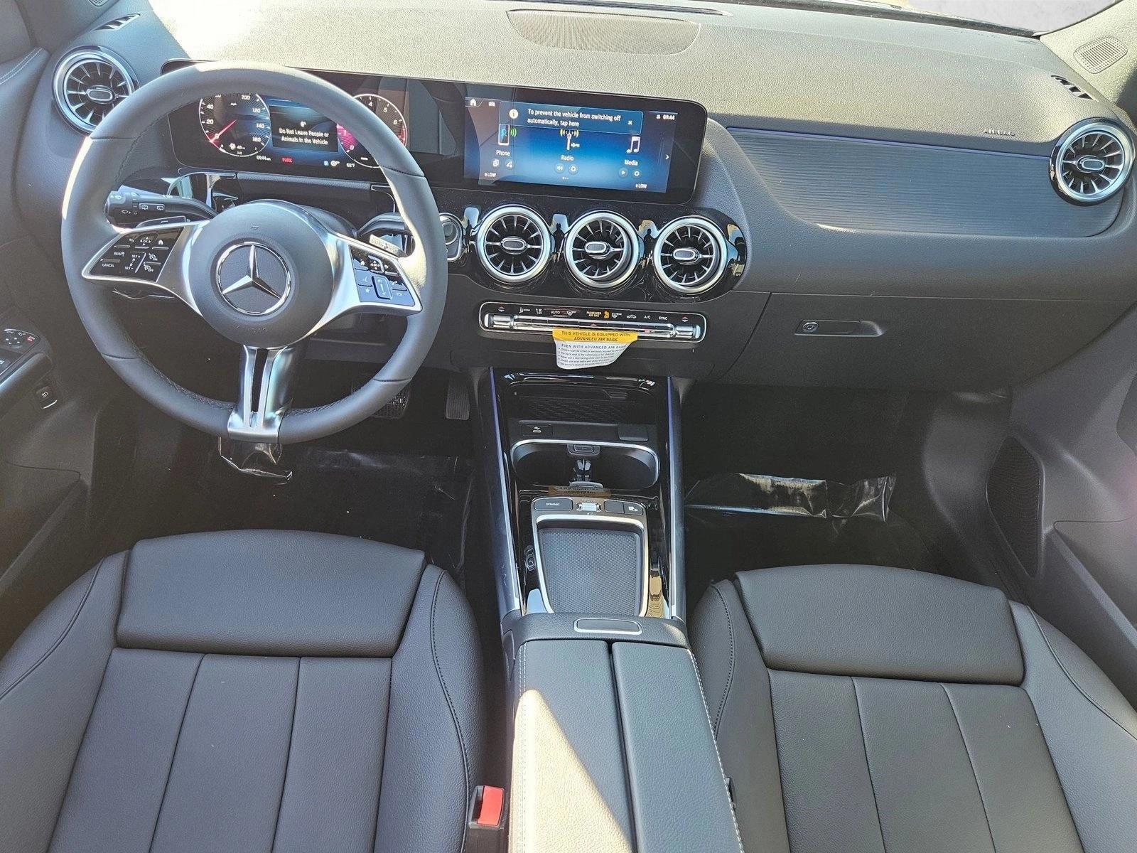 Thumbnail: 2026 Mercedes-Benz GLA - 3