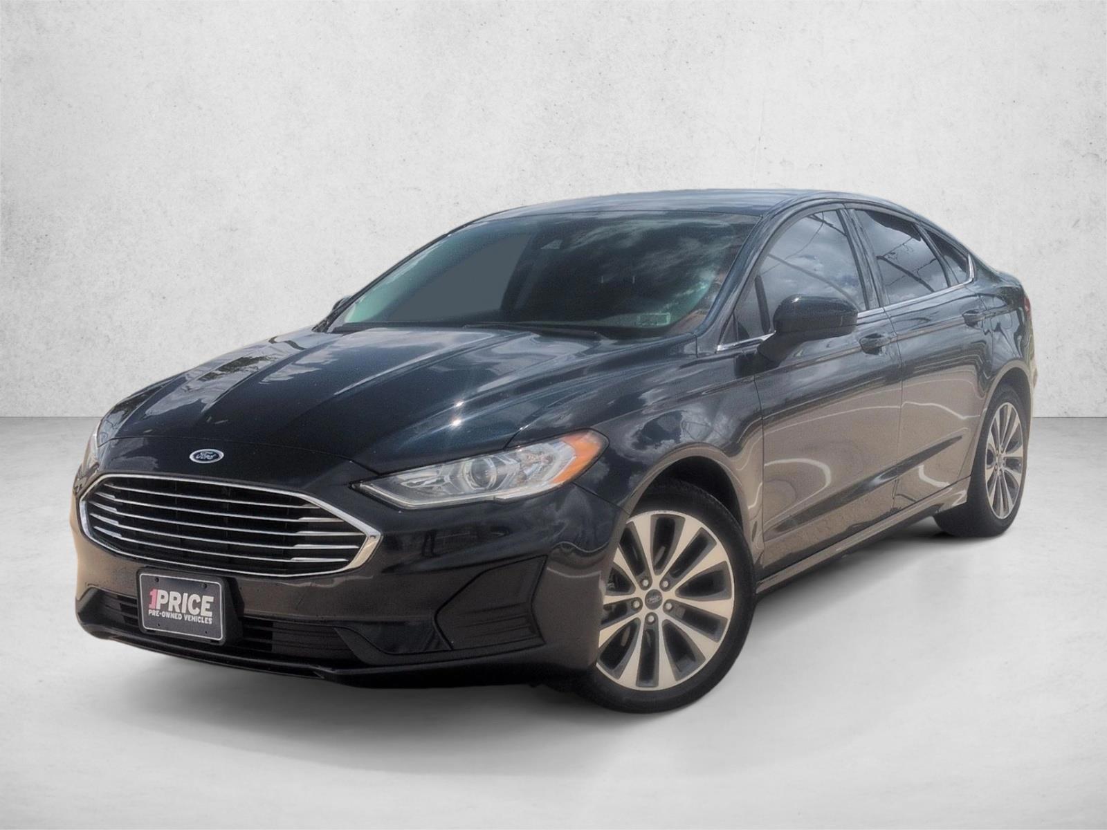 Thumbnail: 2020 Ford Fusion - 1