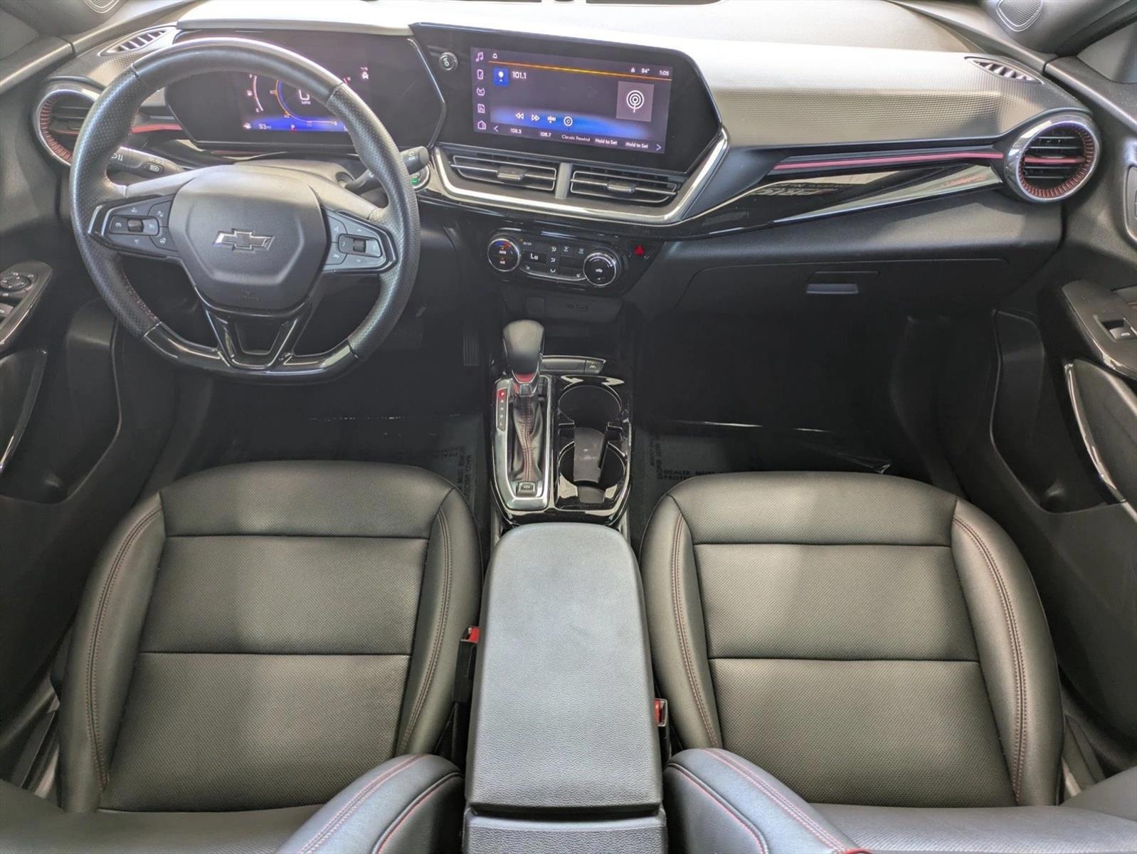 Thumbnail: 2024 Chevrolet Trax - 3