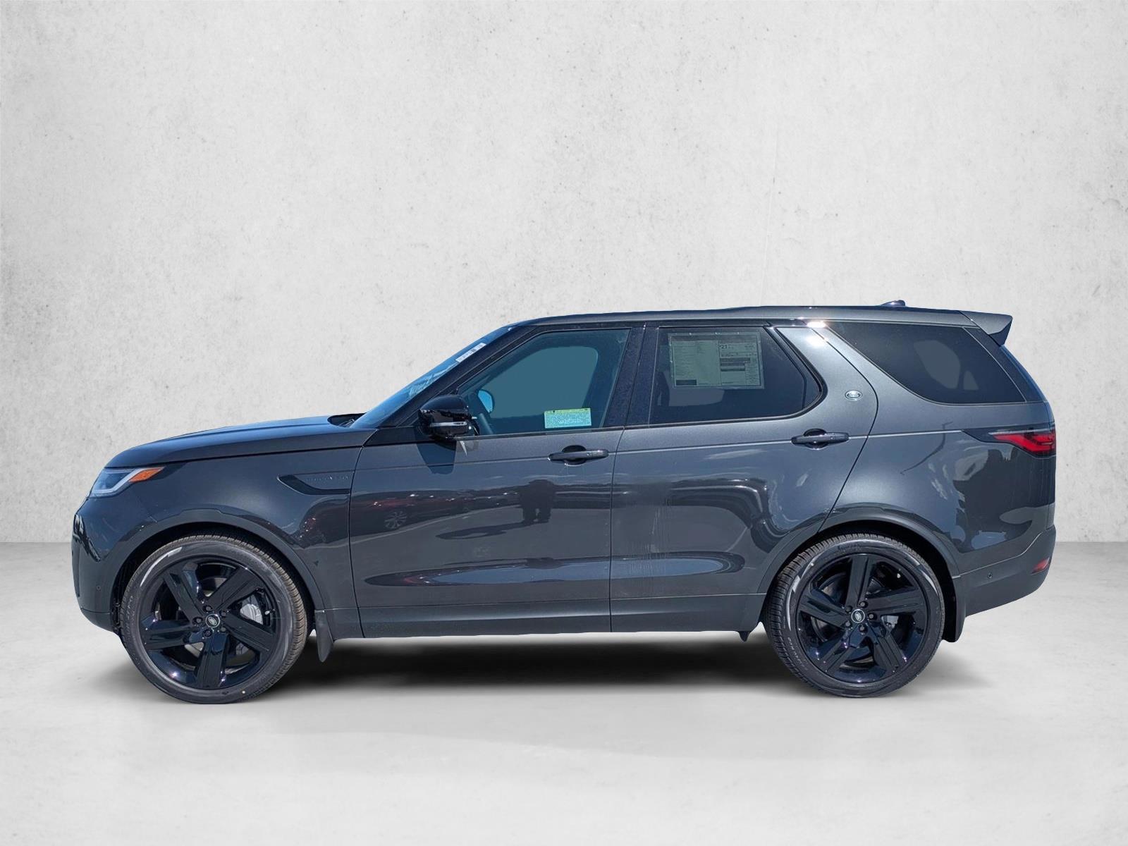 Thumbnail: 2026 Land Rover Discovery - 2