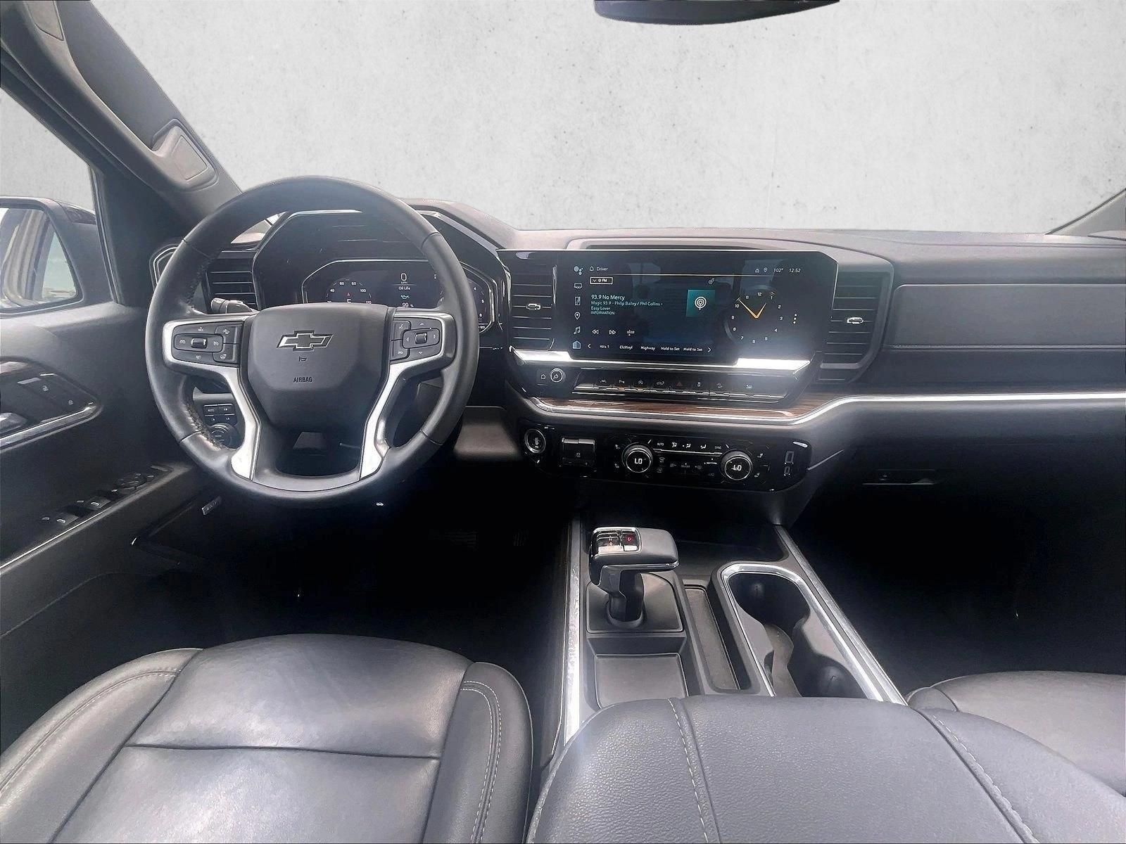 Thumbnail: 2024 Chevrolet Silverado 1500 - 3