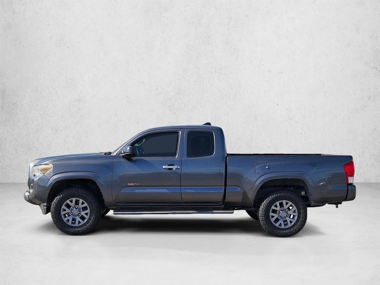 Thumbnail: 2017 Toyota Tacoma - 2