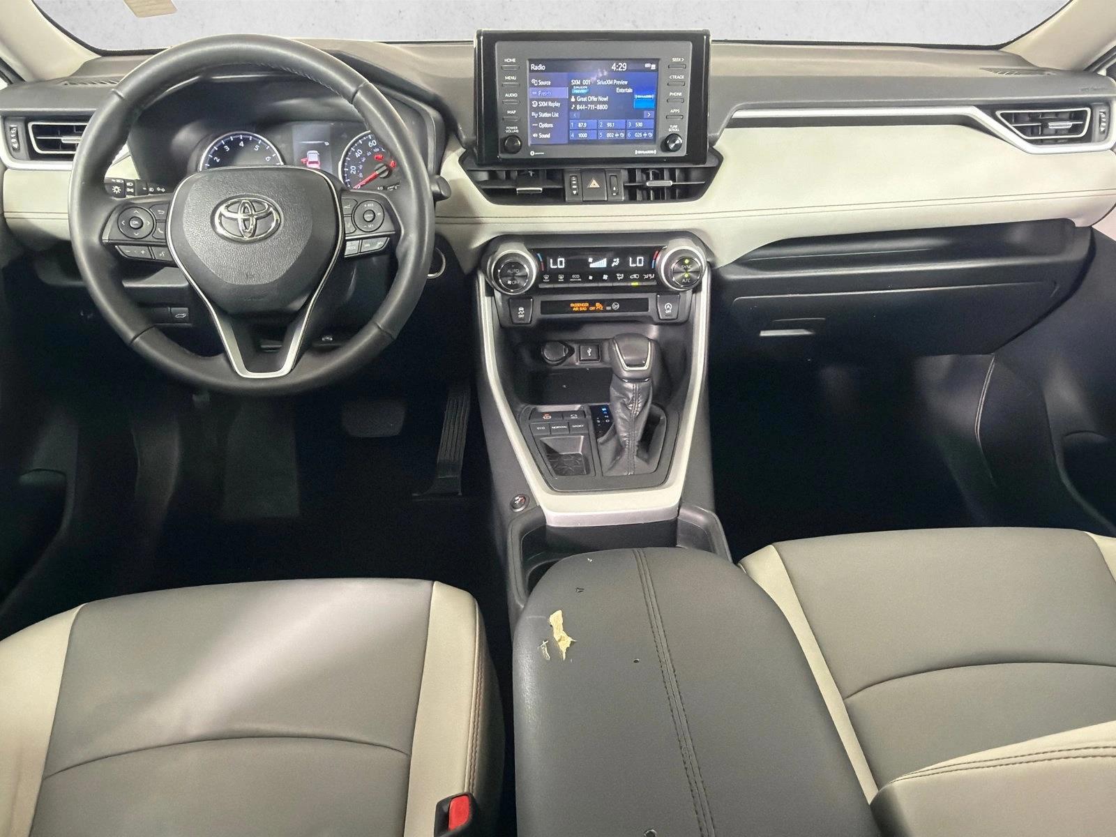 Thumbnail: 2020 Toyota RAV4 - 3