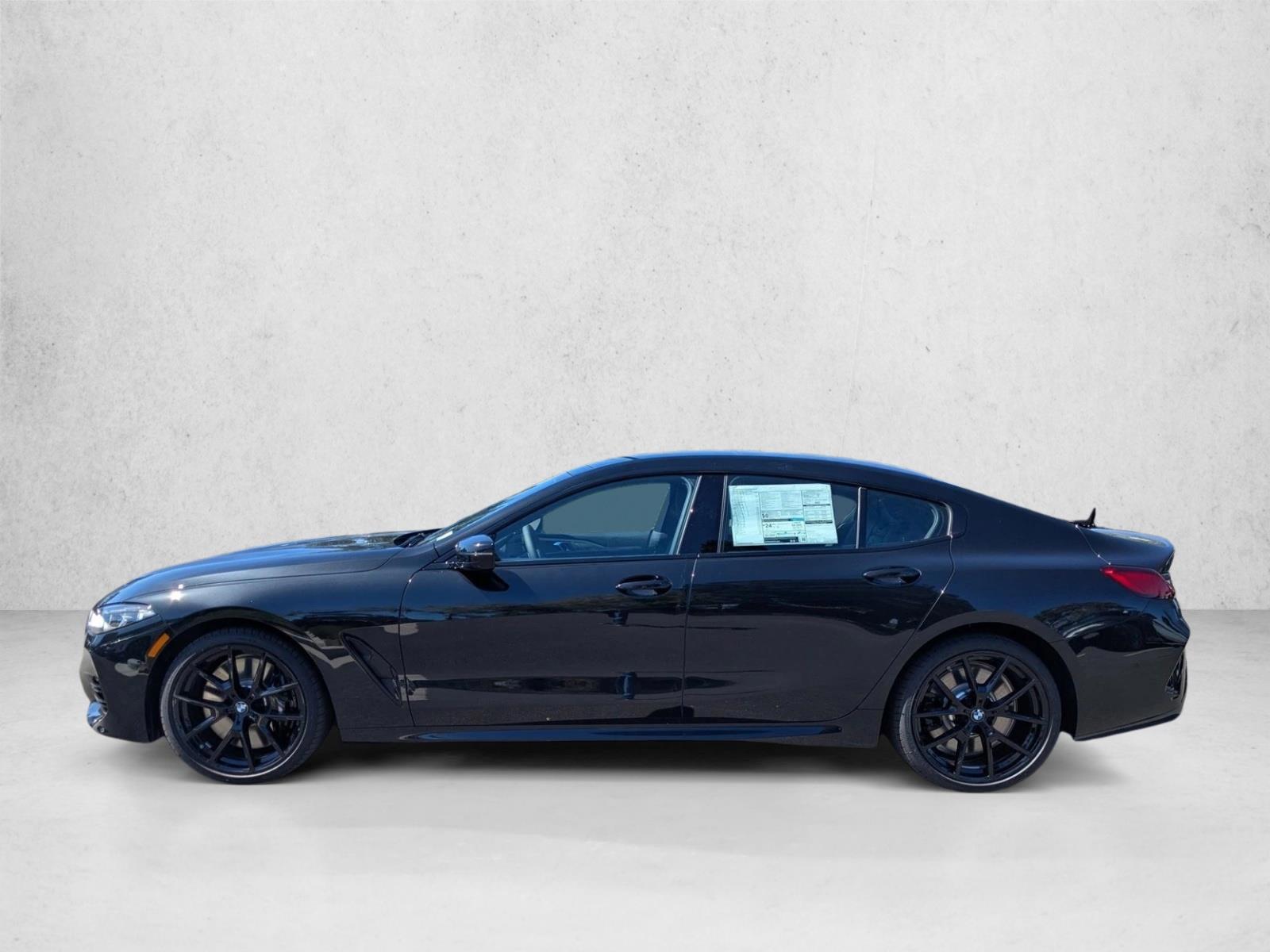 Thumbnail: 2026 BMW 8 Series - 2