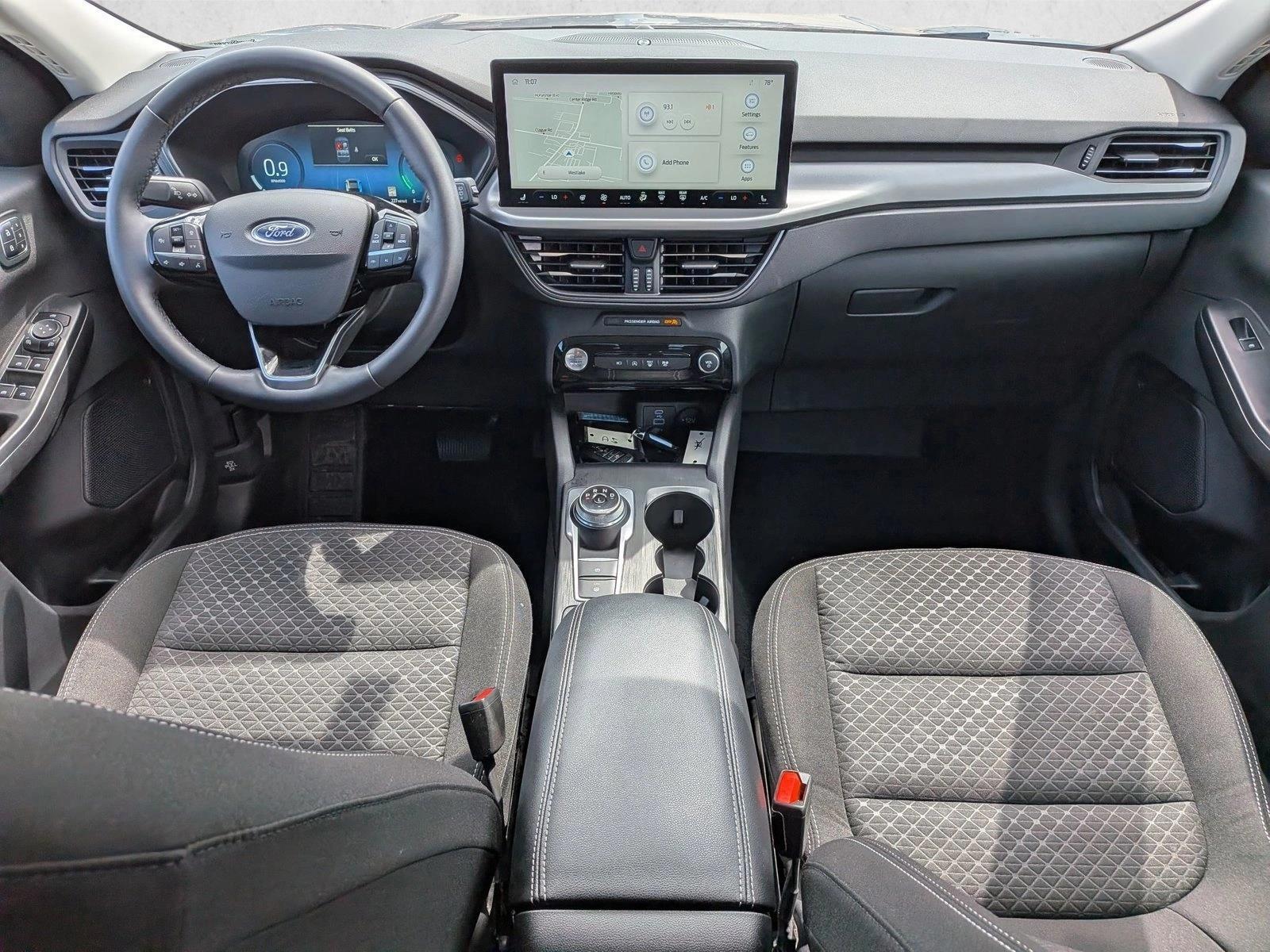Thumbnail: 2023 Ford Escape - 4