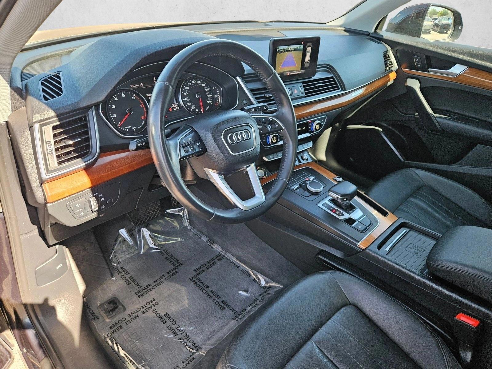 Thumbnail: 2020 Audi Q5 - 3