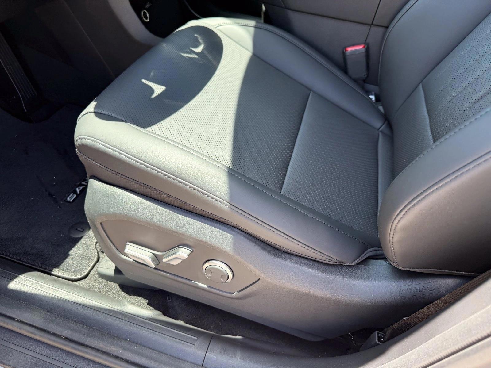 Thumbnail: 2026 Hyundai Santa Fe - 4