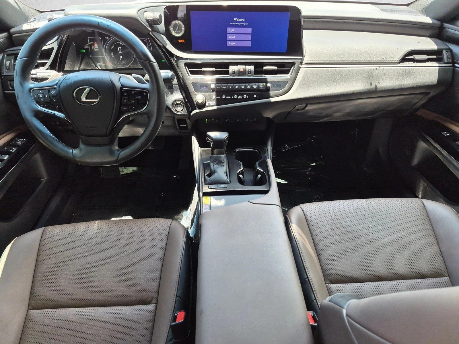 Thumbnail: 2024 Lexus ES - 3
