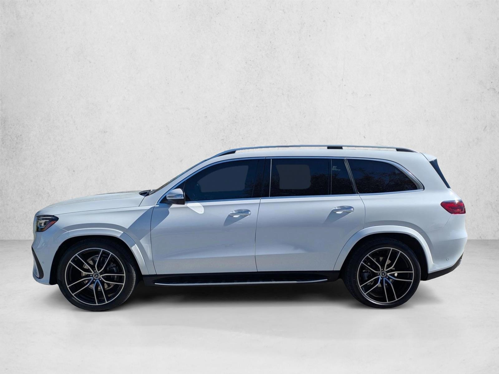 Thumbnail: 2026 Mercedes-Benz GLS - 2