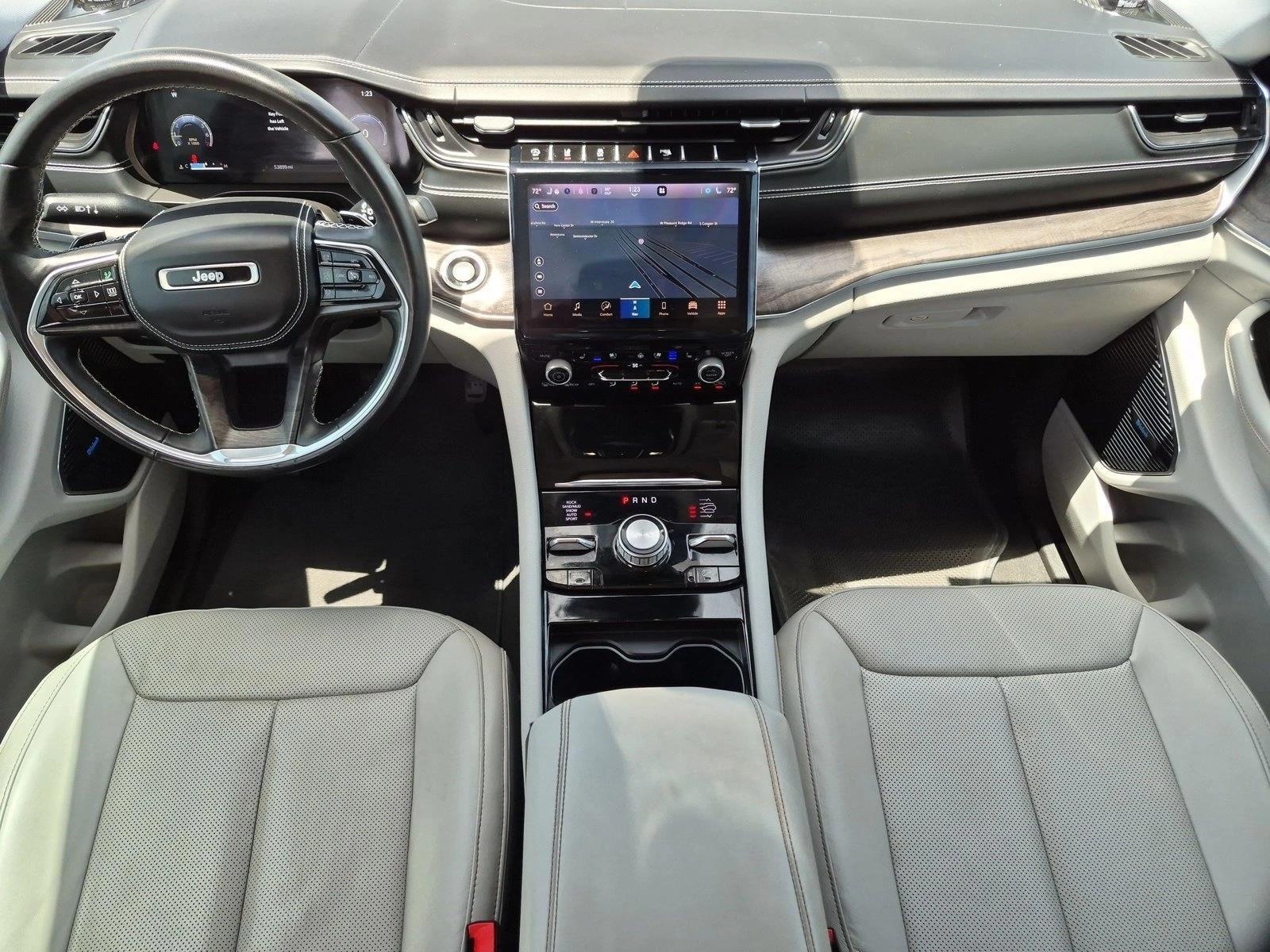 Thumbnail: 2022 Jeep Grand Cherokee L - 4