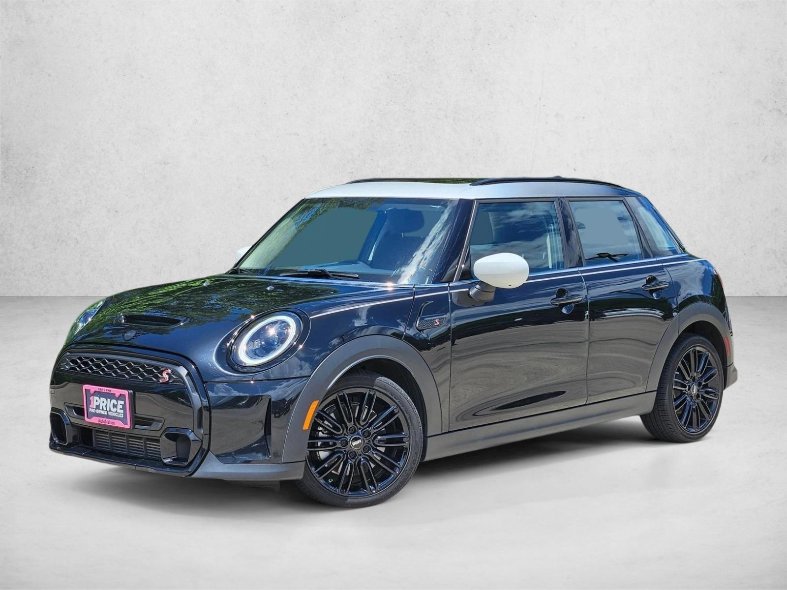 Thumbnail: 2024 MINI Cooper Hardtop - 1
