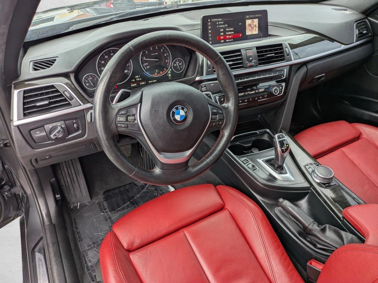 Thumbnail: 2018 BMW 3 Series - 3