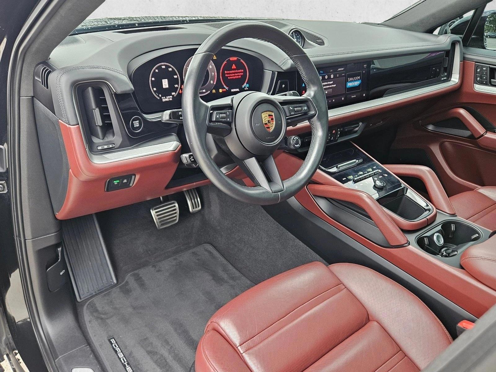 Thumbnail: 2024 Porsche Cayenne - 3