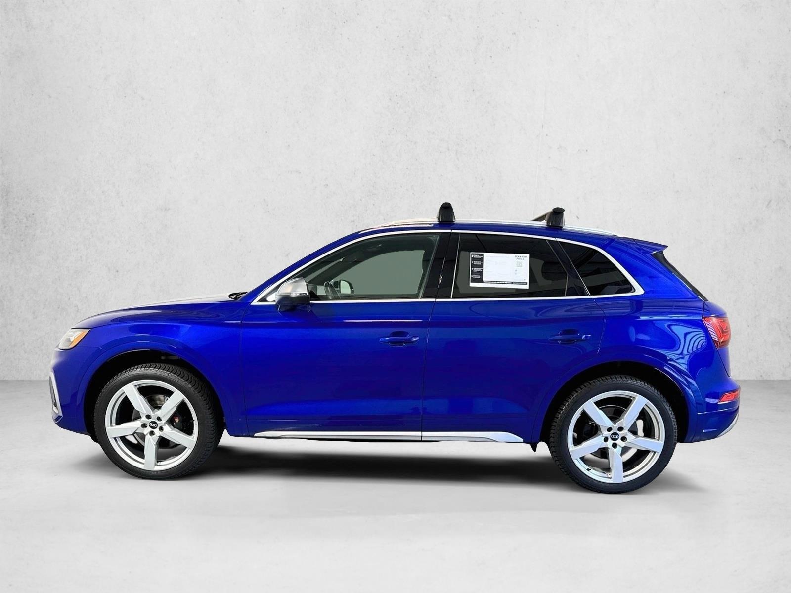 Thumbnail: 2022 Audi SQ5 - 2