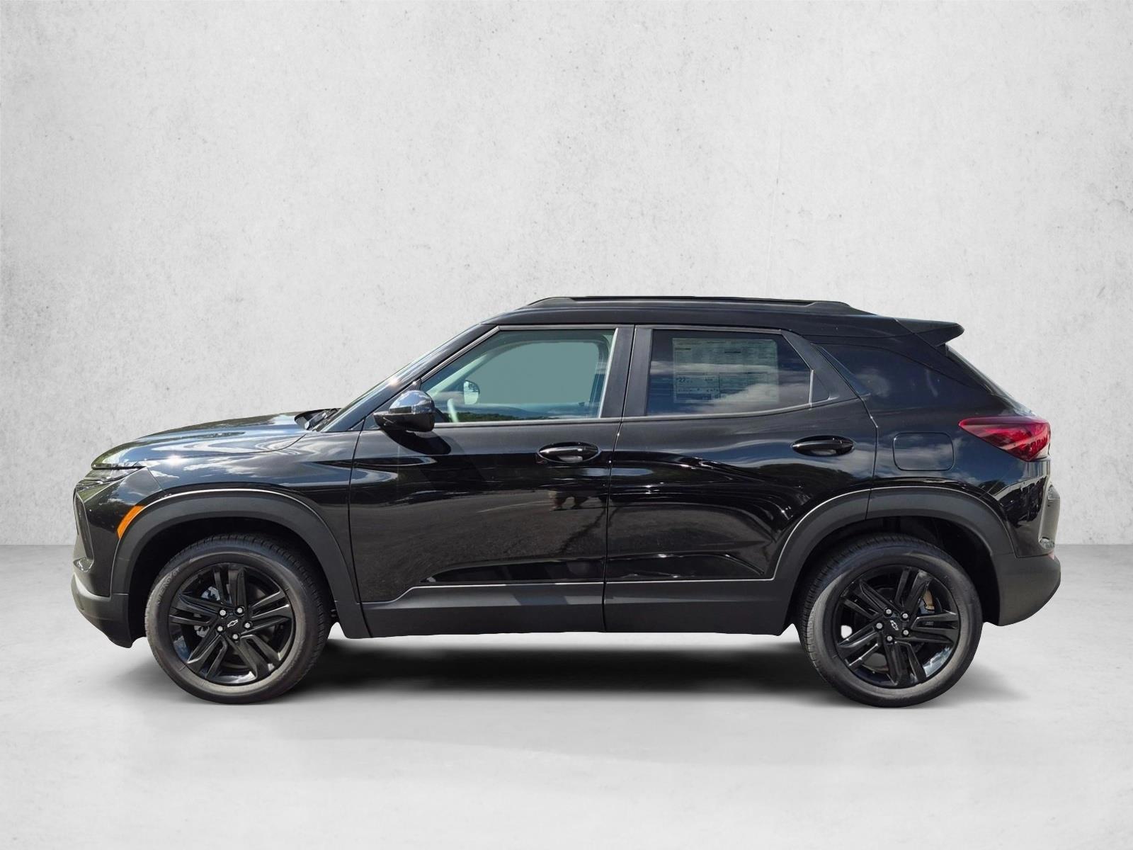 Thumbnail: 2026 Chevrolet TrailBlazer - 2