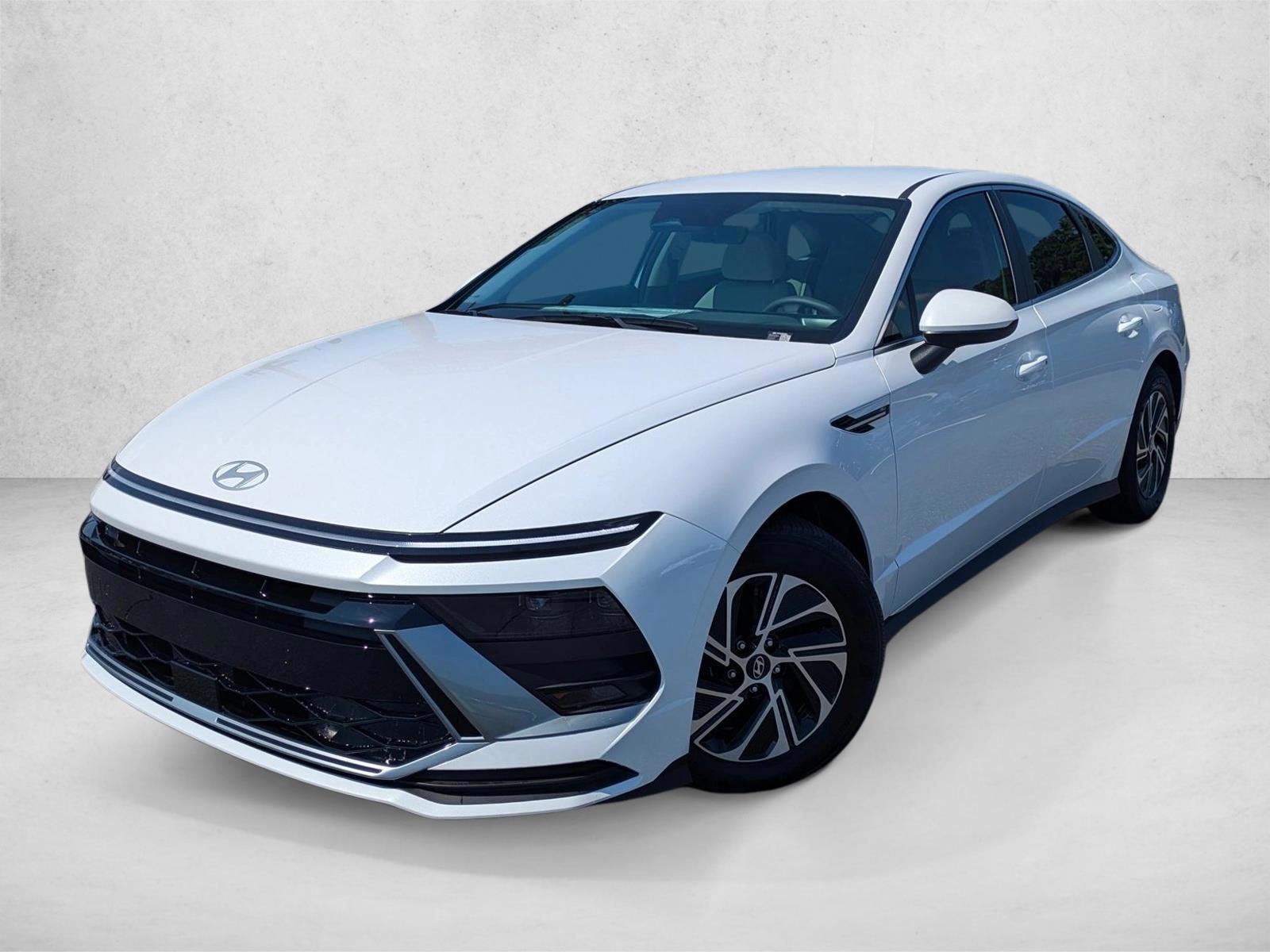 Thumbnail: 2026 Hyundai Sonata - 1