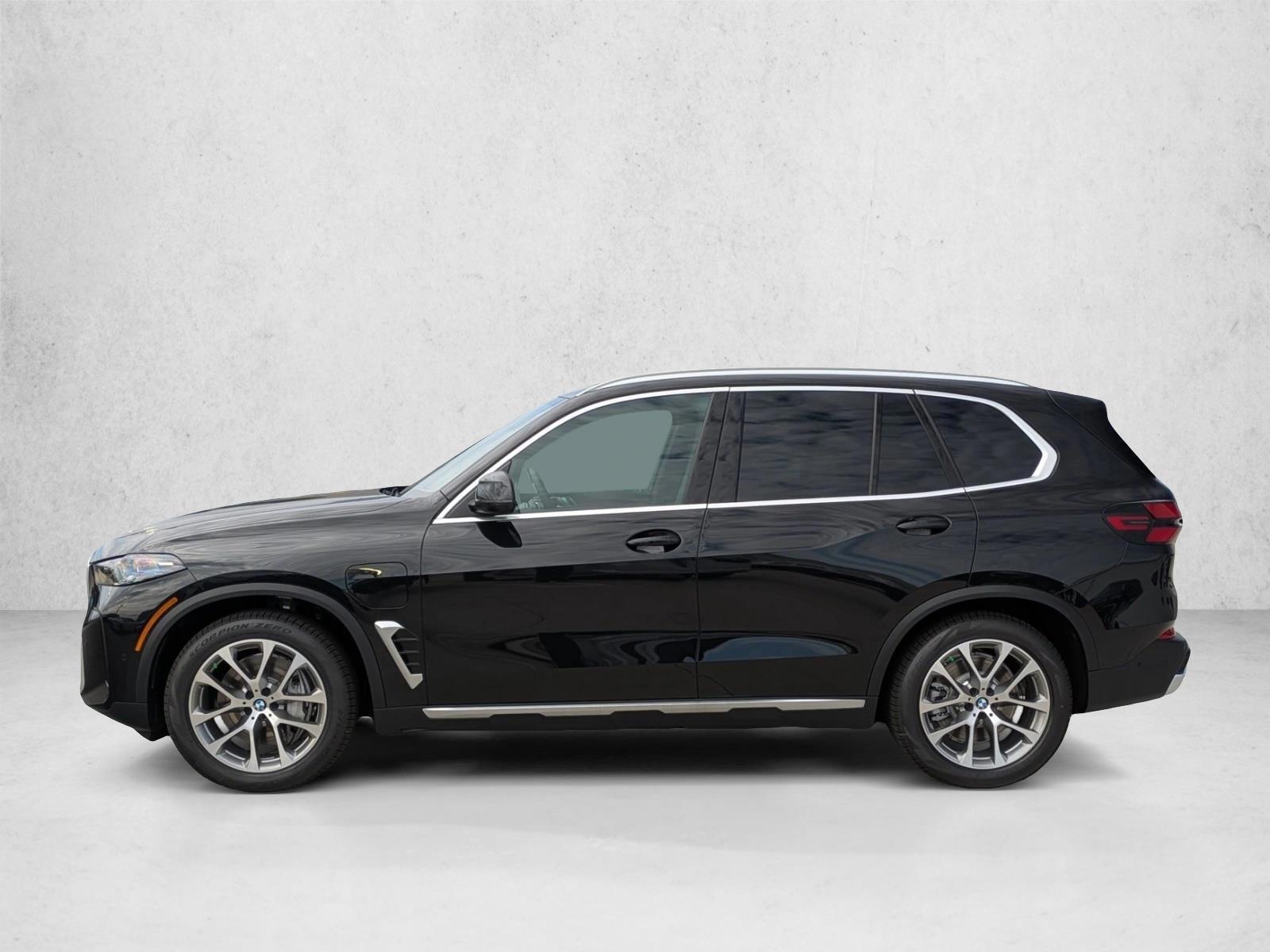 Thumbnail: 2026 BMW X5 - 2