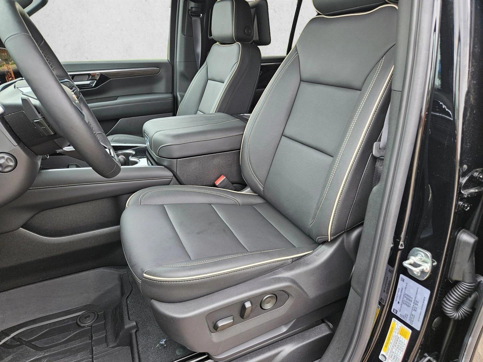 Thumbnail: 2026 Chevrolet Tahoe - 4