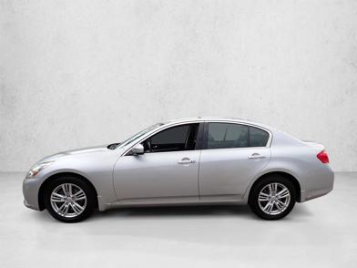 2011 INFINITI G37