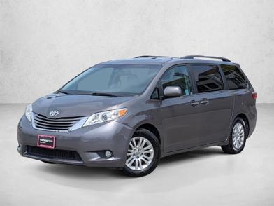 2015 Toyota Sienna XLE -
                  Costa Mesa, CA