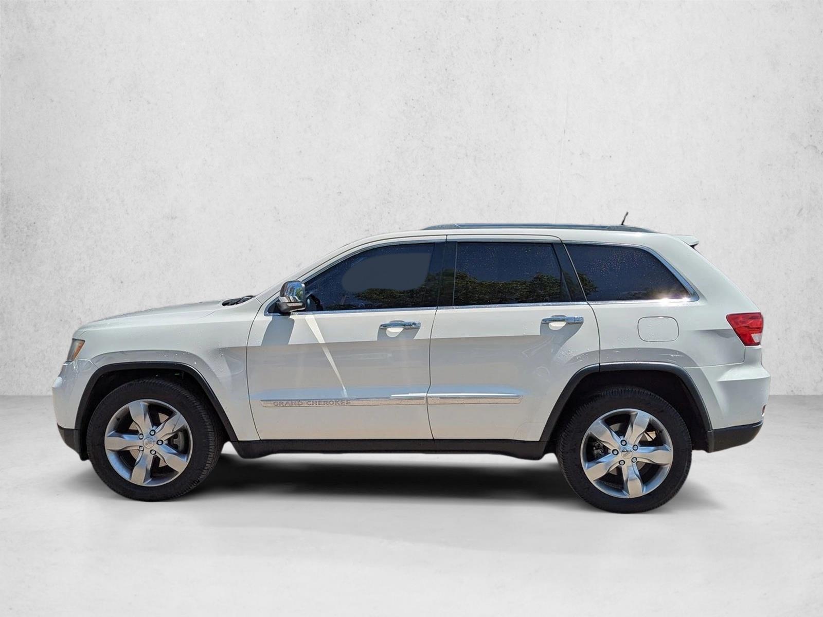 Thumbnail: 2011 Jeep Grand Cherokee - 2