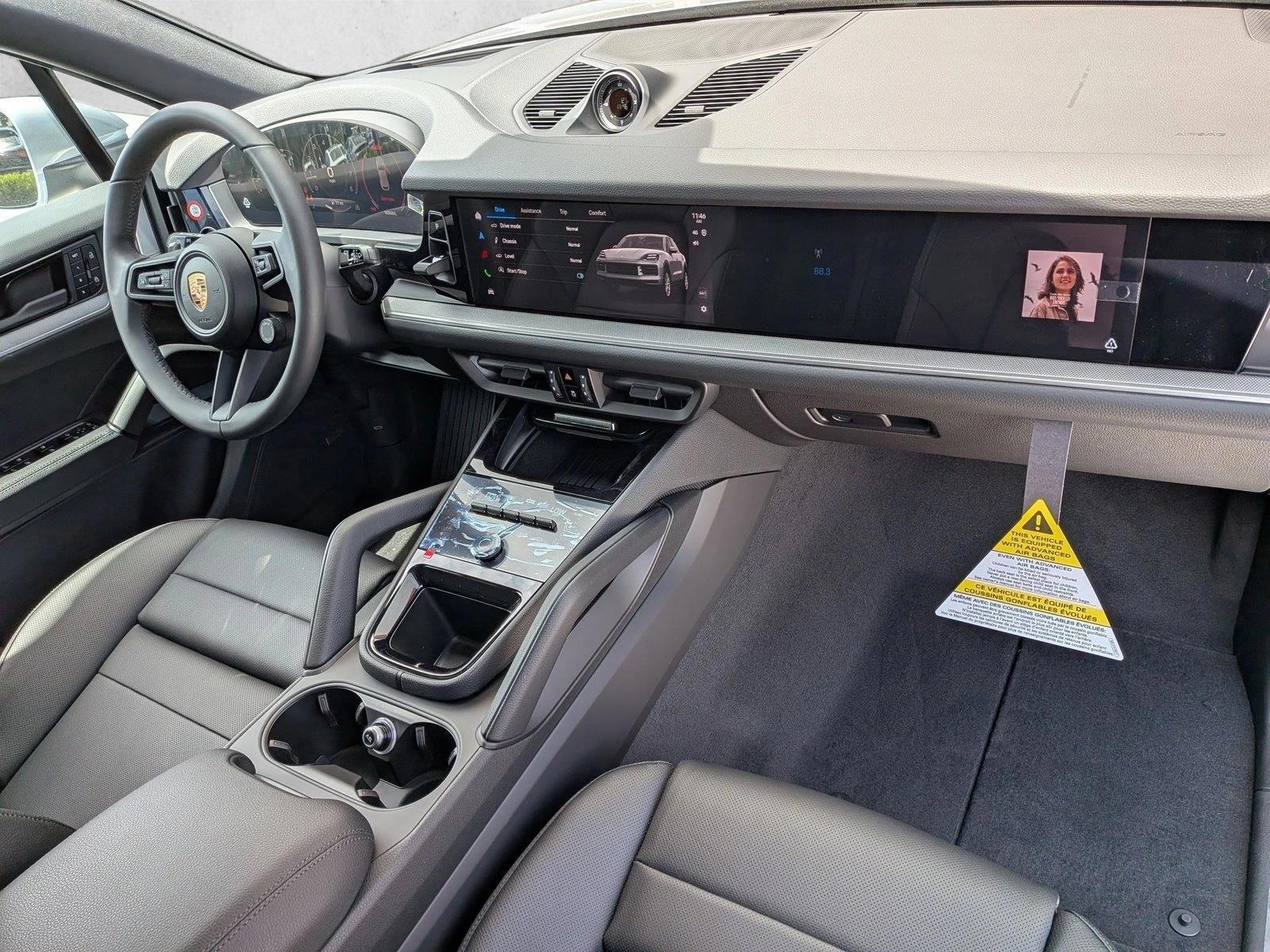Thumbnail: 2026 Porsche Cayenne - 5