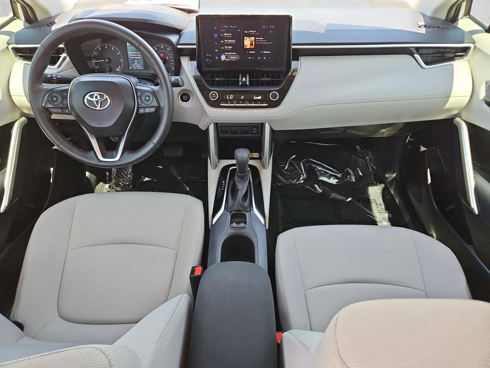 Thumbnail: 2023 Toyota Corolla Cross - 4