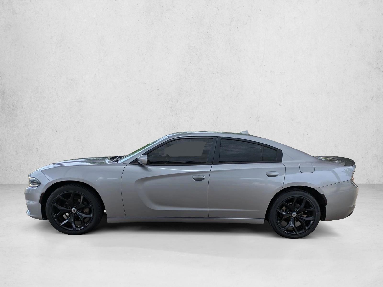 Thumbnail: 2017 Dodge Charger - 2