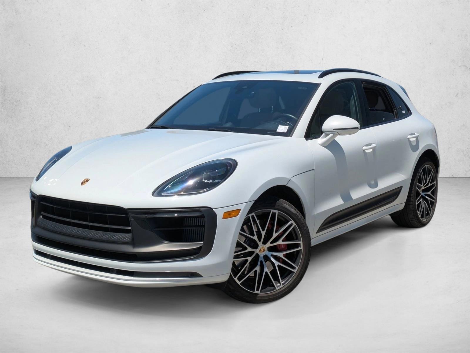 Thumbnail: 2022 Porsche Macan - 1