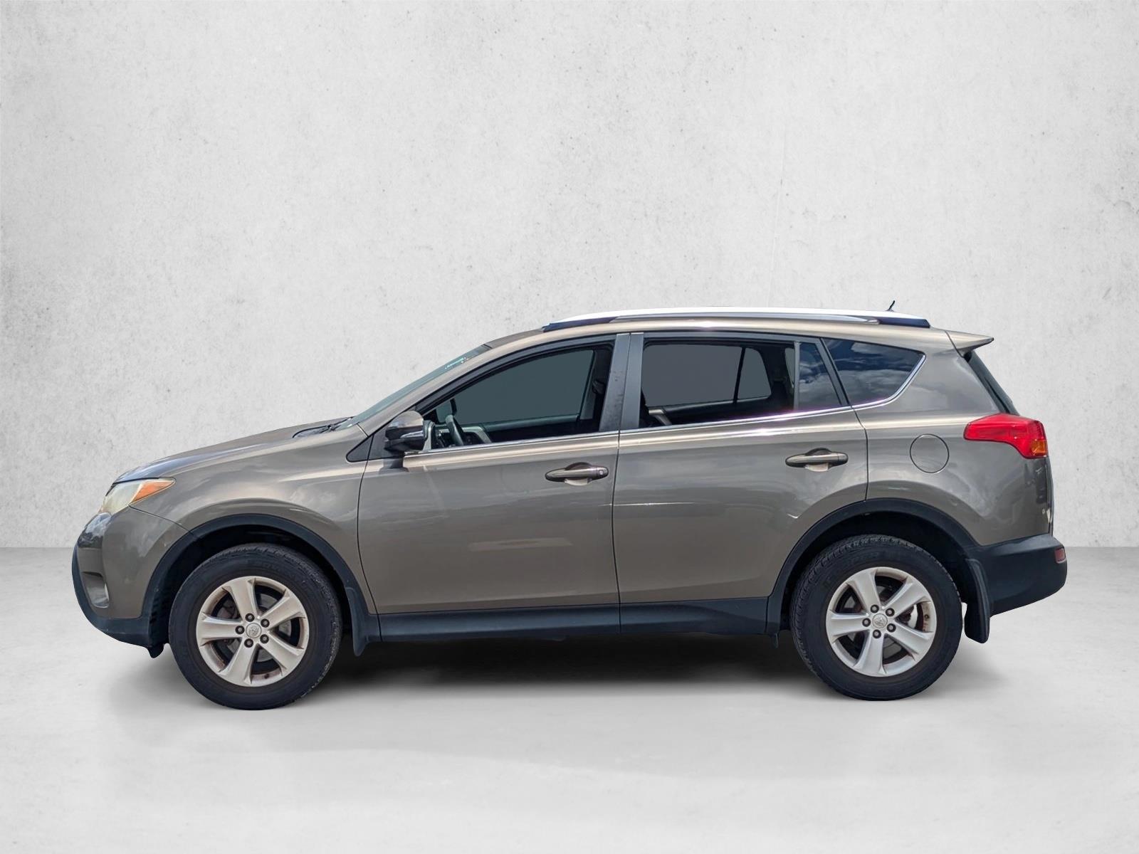 Thumbnail: 2014 Toyota RAV4 - 2