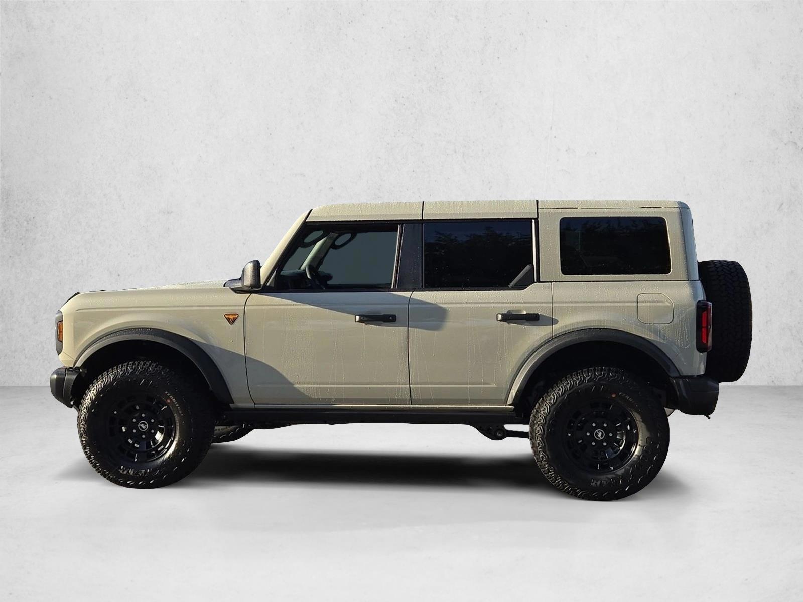 Thumbnail: 2026 Ford Bronco - 2