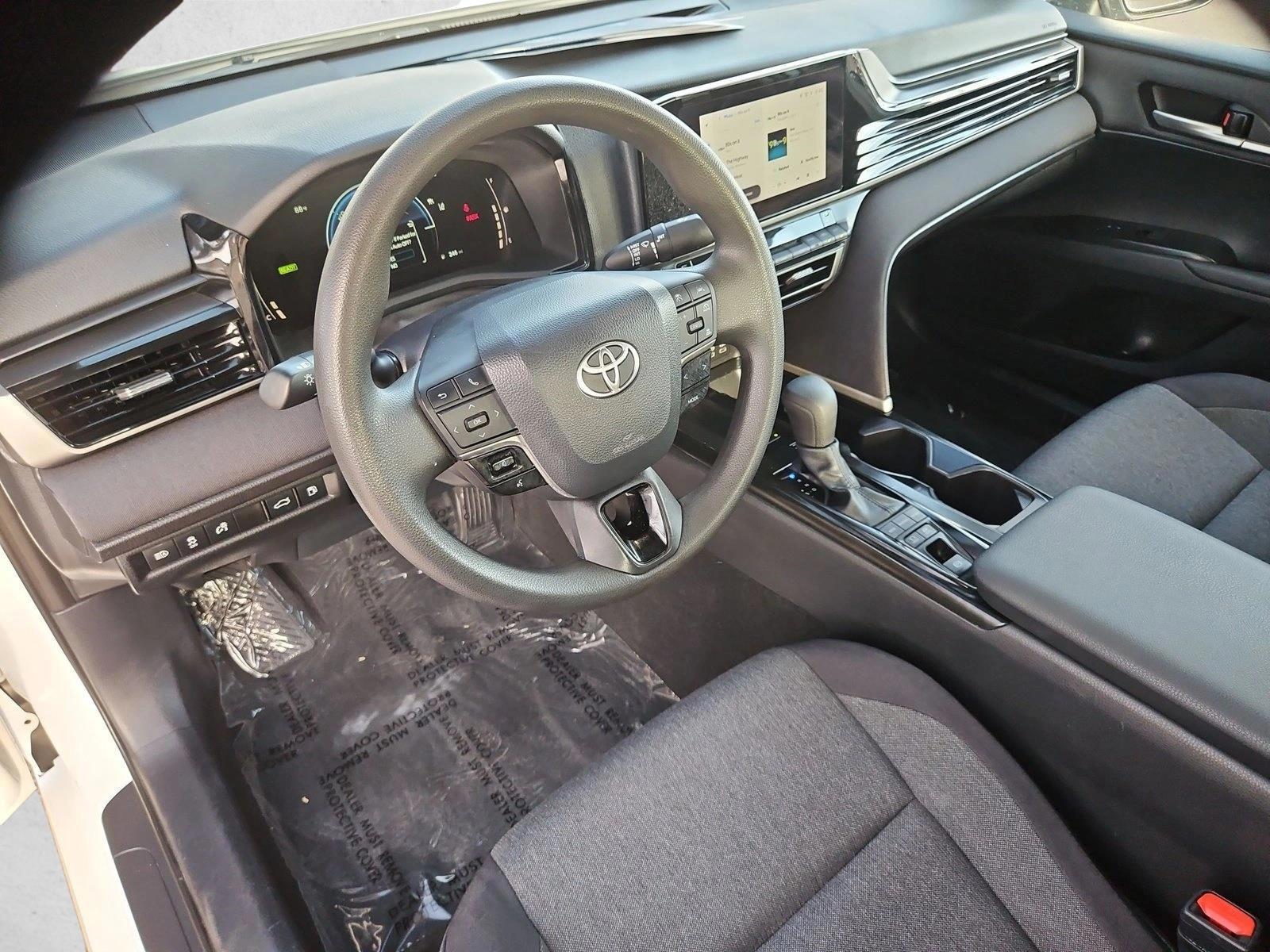 Thumbnail: 2025 Toyota Camry - 3