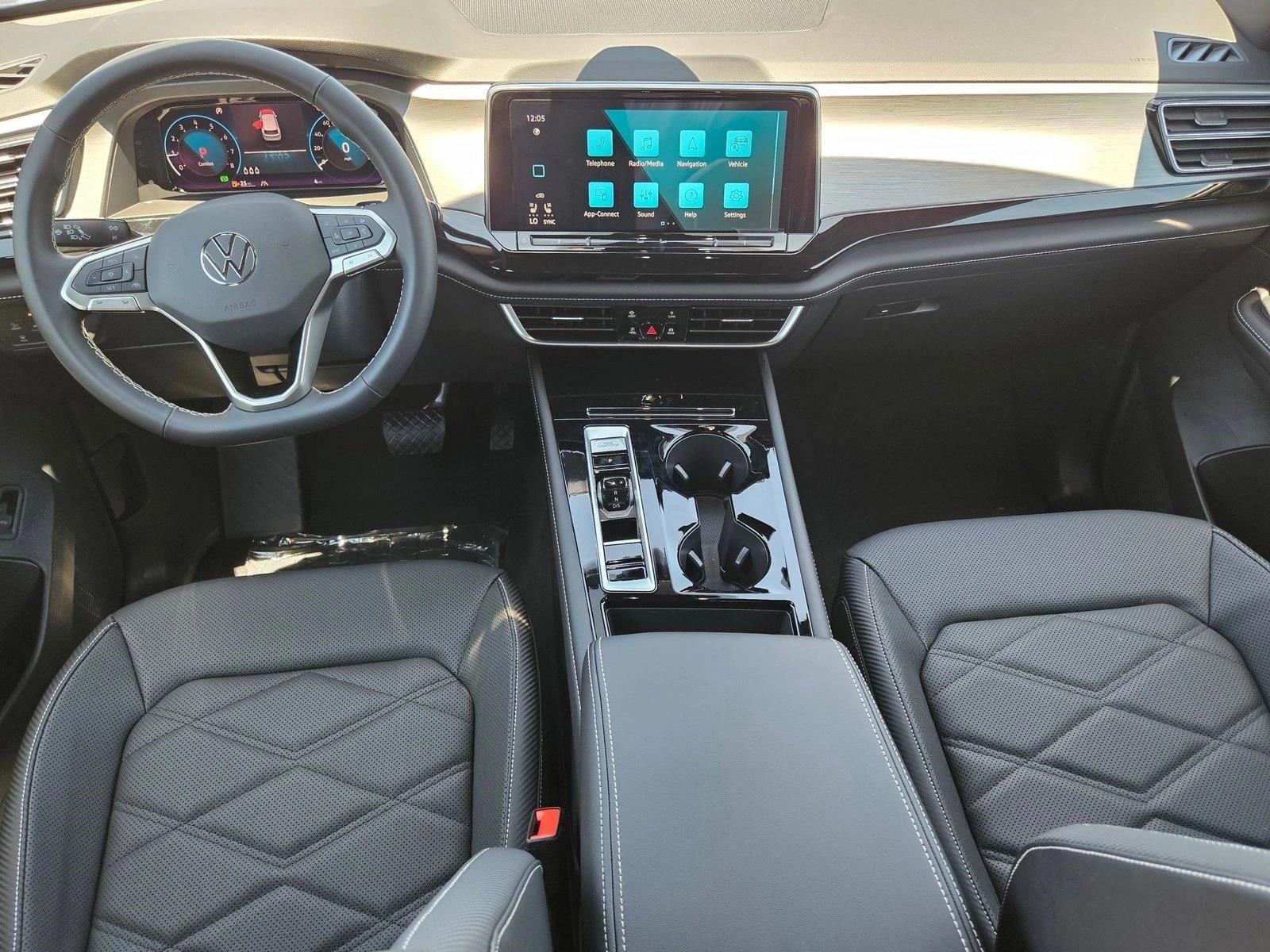 Thumbnail: 2026 Volkswagen Atlas - 4
