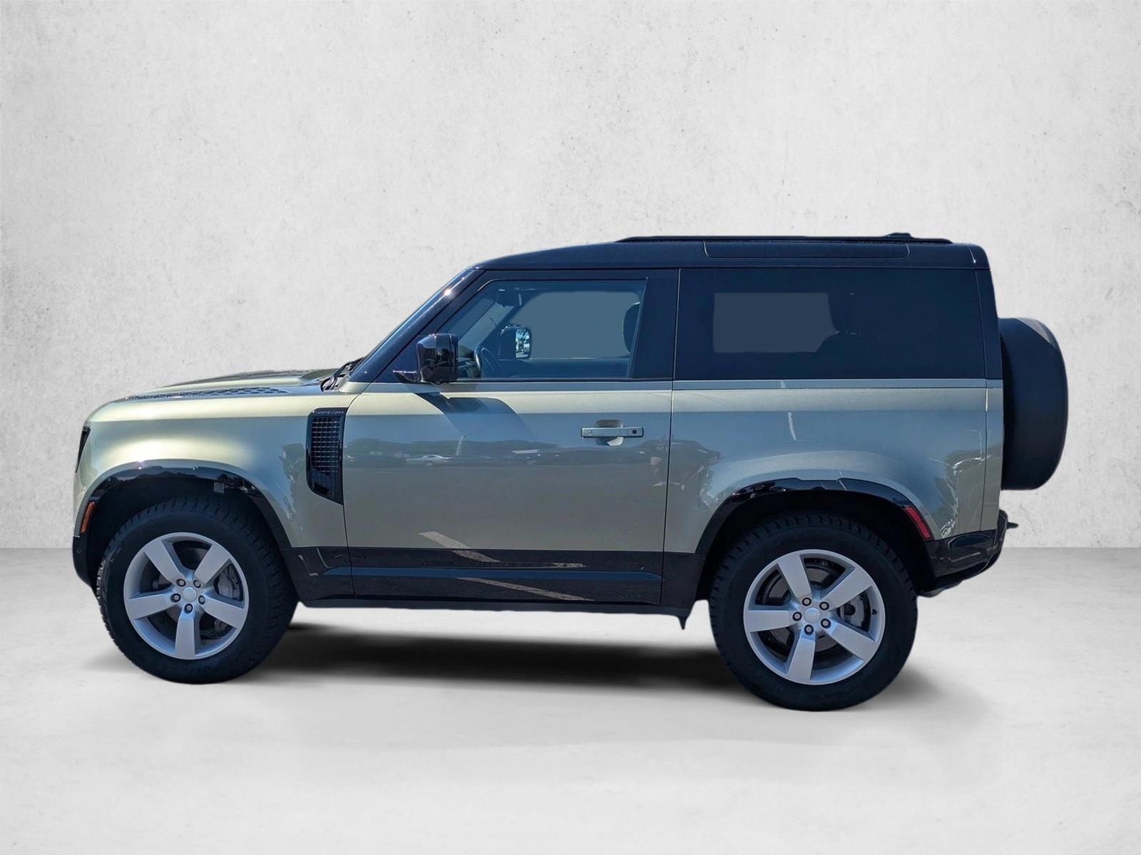 Thumbnail: 2022 Land Rover Defender - 2