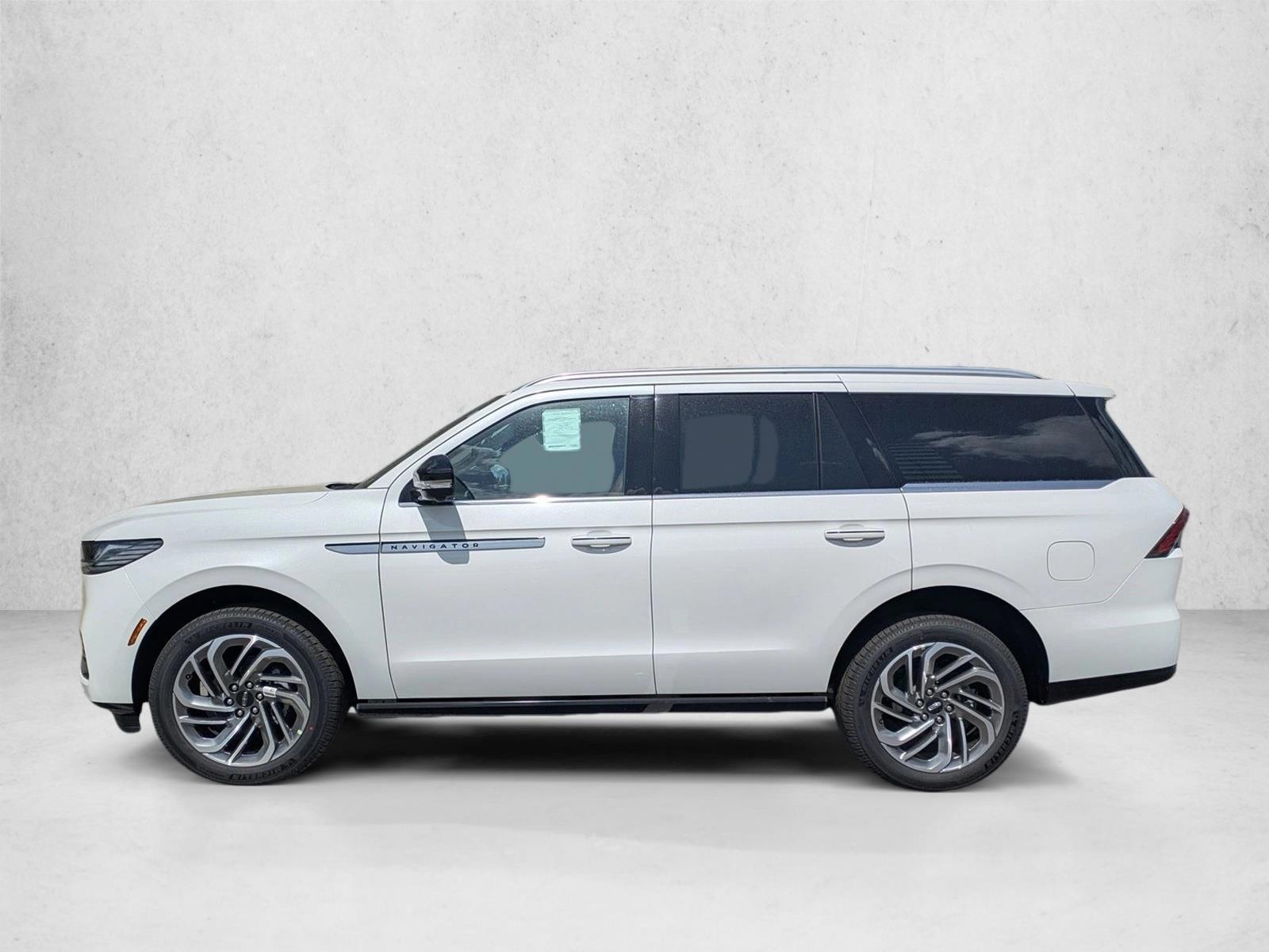 Thumbnail: 2026 Lincoln Navigator - 2