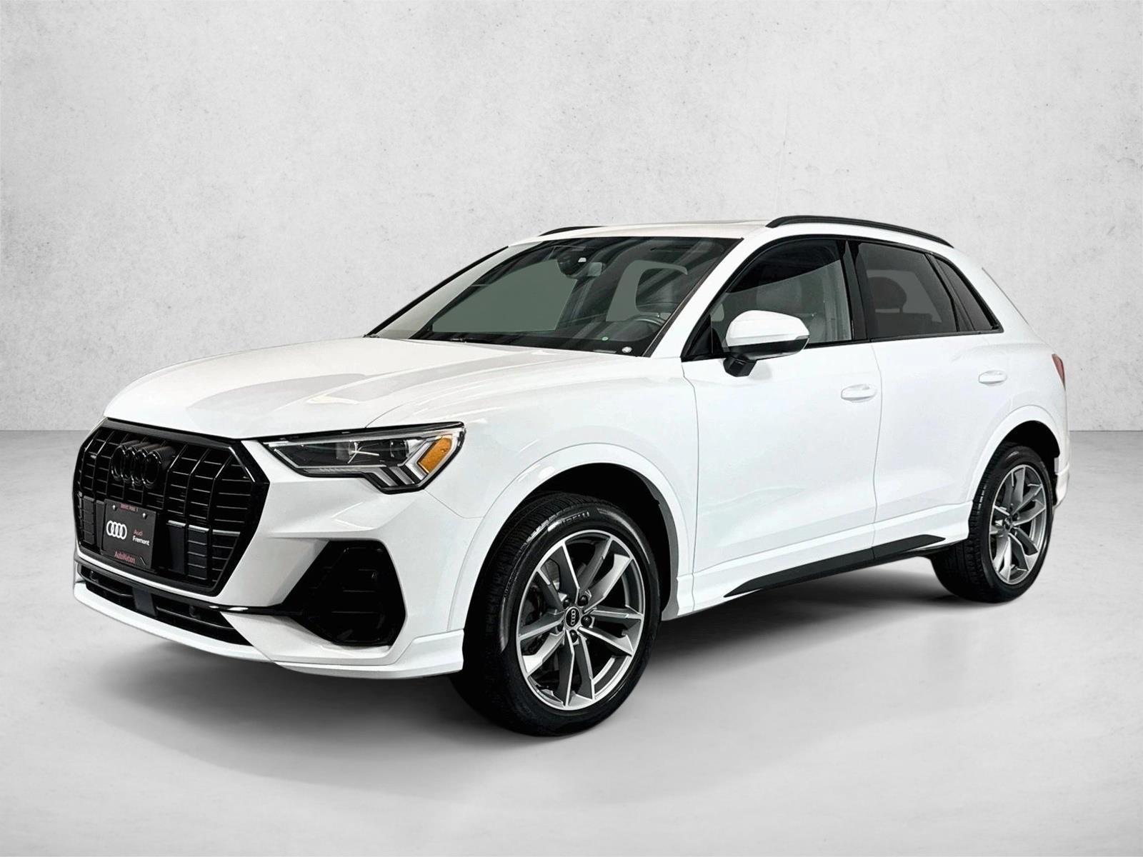 Thumbnail: 2024 Audi Q3 - 1